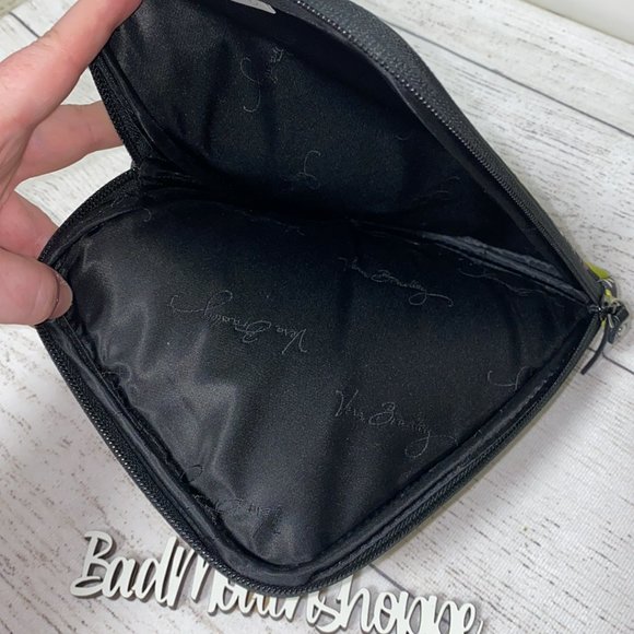 *Vera Bradley Neoprene Tablet Sleeve iPad Mini in Citron - Picture 4 of 6